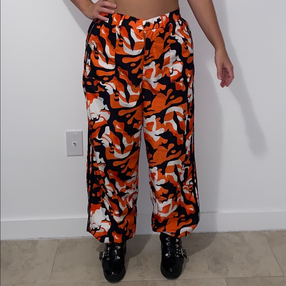 camo pants